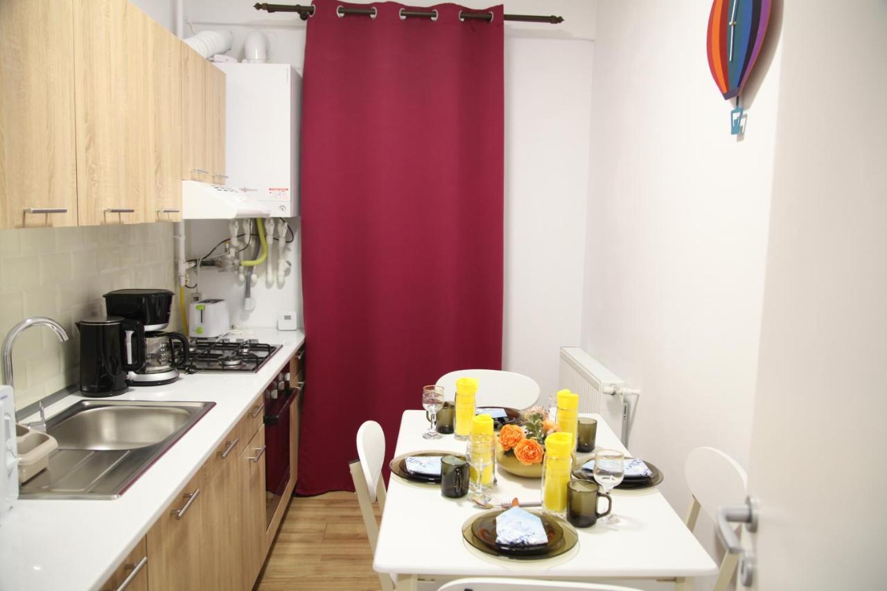 Luxury Downtown Apartment Cluj-Napoca Exterior foto